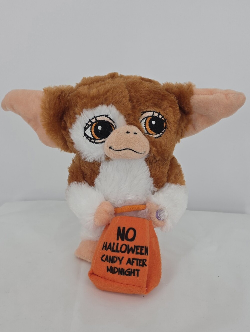 Gremlins Gizmo Gemmy 9" Animated Musical Waddler Halloween Plush 2021